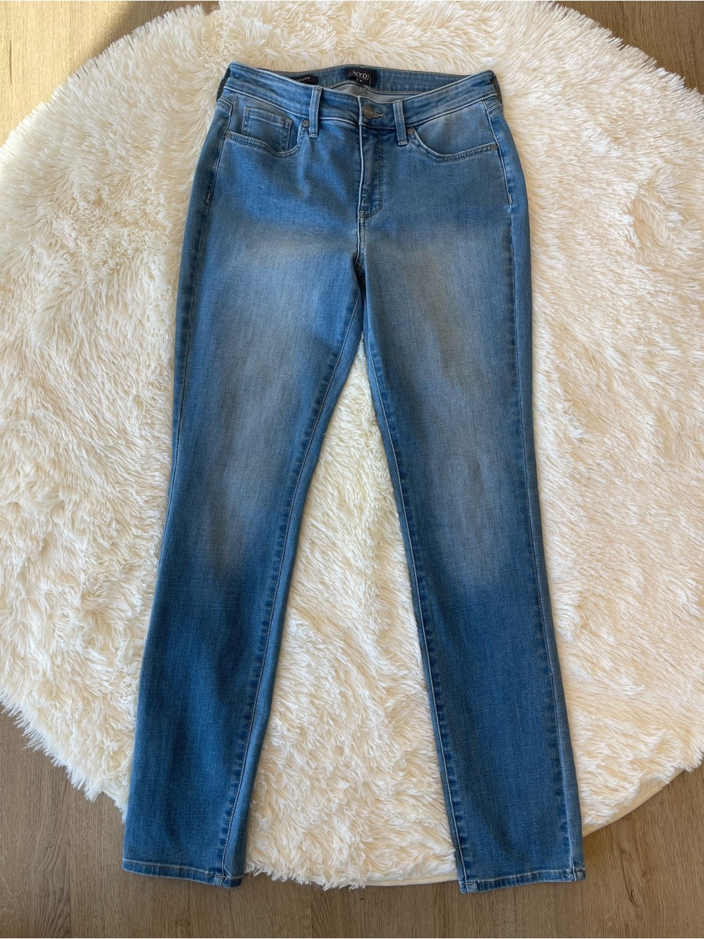 NYDJ Light Wash Skinny Jeans for Women